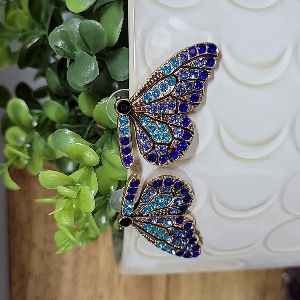 🔥LAST PAIR🔥 Mariposa Crystal Stud Statement Earrings - Picture 1 of 8